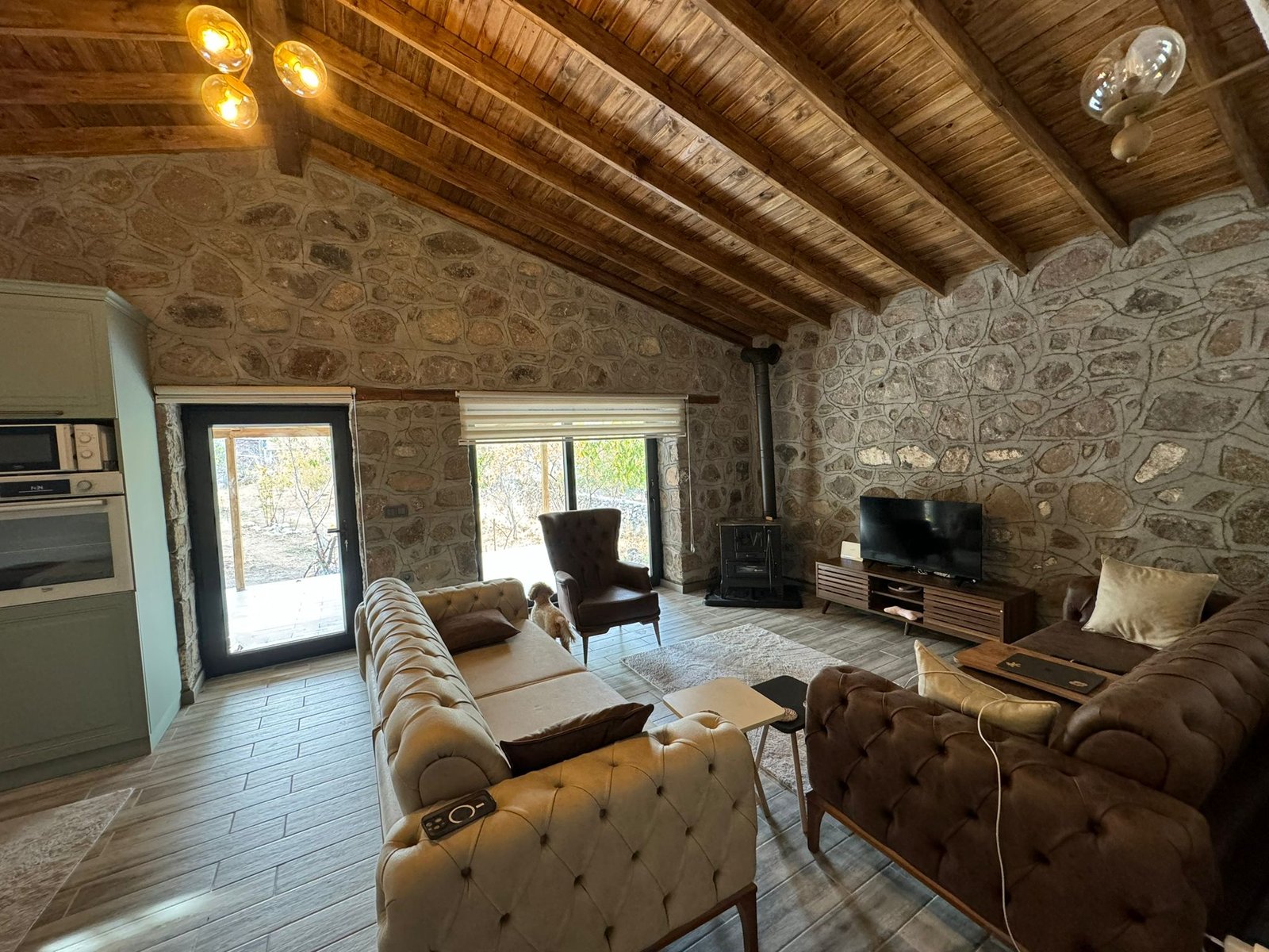 Bergama taş ev iç mekan salon – Bozkır İsmail Usta